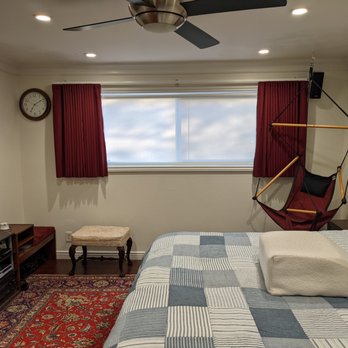 Master Blinds - Master Bedroom. Same setup as Guest Bedroom with a different fabric for the curtains. - Shades & Blinds Near Me - Sherman Oaks, California Master Blinds - Master Bedroom. Same setup as Guest Bedroom with a different fabric for the curtains. - Shades & Blinds Near Me - Sherman Oaks, California