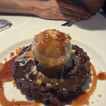 Mustards Grill - Warm Chocolate Hazelnut Truffle Tart - New American Near Me - Napa, California