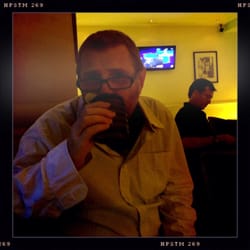 Bar El Pozo - Will having his margarita