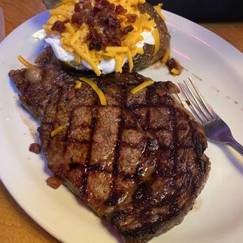 Logan's Roadhouse - Steakhouses Near Me - Pearl, Mississippi Logan's Roadhouse - Steakhouses Near Me - Pearl, Mississippi
