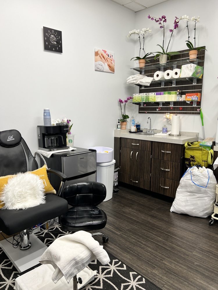 DORAEUTO NAIL STUDIO 364 Photos & 21 Reviews 1218 Irvine Blvd
