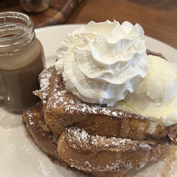 Bella's Cafe - Breakfast & Brunch Near Me - New Haven, Connecticut Bella's Cafe - Breakfast & Brunch Near Me - New Haven, Connecticut
