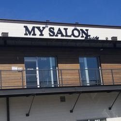 Jade's Beauty Salon - My Salon Suite...Jade's Beauty Salon #216