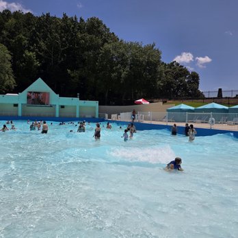 Fins Up Water Park - Water Parks Near Me - Buford, Georgia