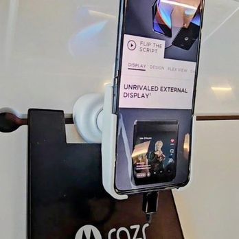 Spectrum - Spectrum Mobile - Altamonte Springs - Motorola Razr+ - Internet Service Providers Near Me - Altamonte Springs, Florida Spectrum - Spectrum Mobile - Altamonte Springs - Motorola Razr+ - Internet Service Providers Near Me - Altamonte Springs, Florida