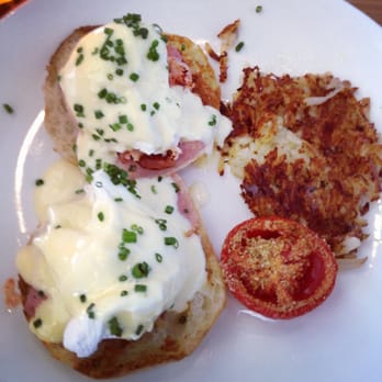 Early Bird - Traditional eggs Benedict. - New American Near Me - Fullerton, California Early Bird - Traditional eggs Benedict. - New American Near Me - Fullerton, California