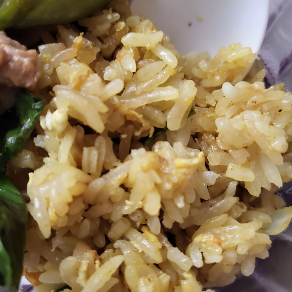 Red Elephant - Crab Fried Rice ... needs more crab. - Thai Near Me - Honolulu, Hawaii Red Elephant - Crab Fried Rice ... needs more crab. - Thai Near Me - Honolulu, Hawaii
