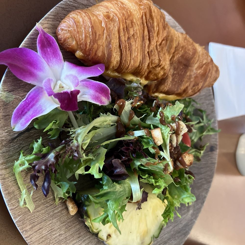 Hawaiian Aroma Caffe - Cafes Near Me - Honolulu, Hawaii Hawaiian Aroma Caffe - Cafes Near Me - Honolulu, Hawaii