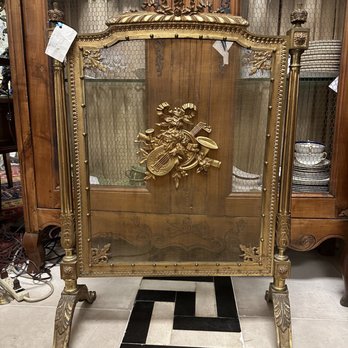 Uniquities - Antiques Near Me - Beverly Hills, California Uniquities - Antiques Near Me - Beverly Hills, California