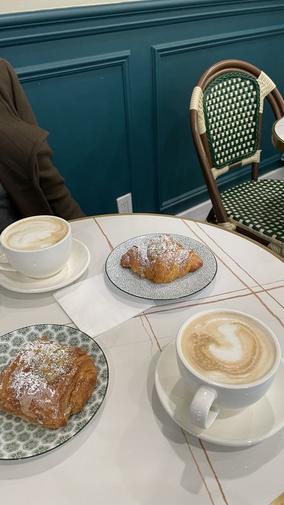 Cafe De Flore Patisserie Image