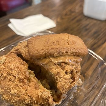 Mimi's Cafe - The new cookie butter muffin is delicious!! - Breakfast & Brunch Near Me - Downey, California Mimi's Cafe - The new cookie butter muffin is delicious!! - Breakfast & Brunch Near Me - Downey, California