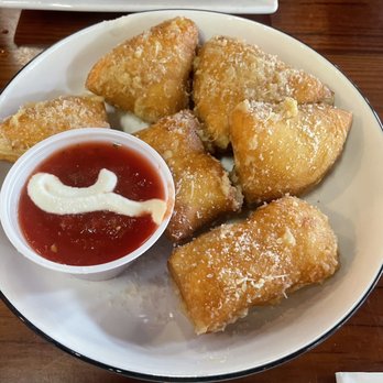 Local Pie - Deez Knots - Pizza Near Me - Hilton Head Island, South Carolina Local Pie - Deez Knots - Pizza Near Me - Hilton Head Island, South Carolina