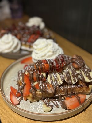 Zinneken's Belgian waffles | Harvard square by null