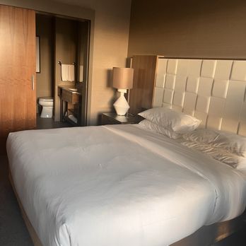 Hyatt Regency Tysons Corner Center - Hotels Near Me - Tysons, Virginia