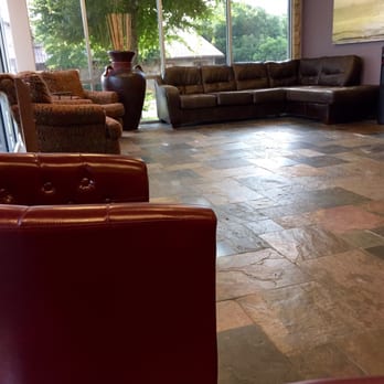 Oak Haven Massage - Other side of lobby - Chiropractors Near Me - Austin, Texas Oak Haven Massage - Other side of lobby - Chiropractors Near Me - Austin, Texas