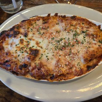 Ravanelli's - Baked rigatoni - Italian Near Me - Collinsville, Illinois