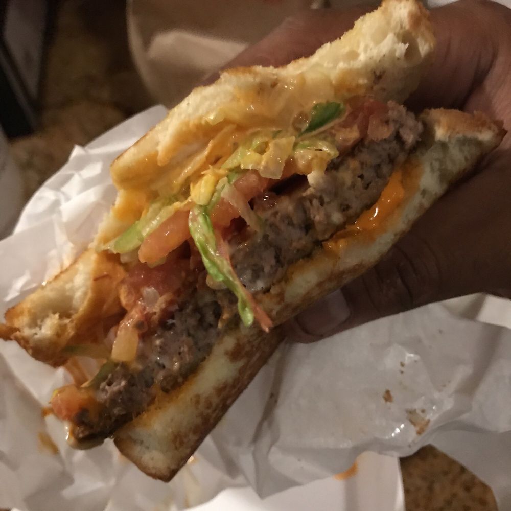 Jack in the Box - The spicy sriracha burger with the jalapeños missing. No surprise. - Fast Food Near Me - Carson, California Jack in the Box - The spicy sriracha burger with the jalapeños missing. No surprise. - Fast Food Near Me - Carson, California
