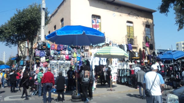 Tianguis Cultural del Chopo by null