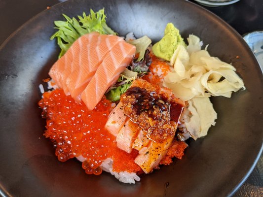 Sakana Sushi by null