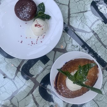 Fable - Lava Cake + Peach Cobbler - New American Near Me - San Francisco, California Fable - Lava Cake + Peach Cobbler - New American Near Me - San Francisco, California