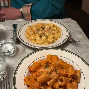 Cafe Spaghetti - Rigatoni Alla vodka & ricotta gnocchi, butternut squash sugo, amaretti, rosemary - Italian Near Me - Brooklyn, New York