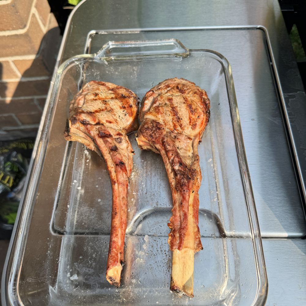 Center Cuts - Veal Chops - Butcher Near Me - Roslyn Heights, New York Center Cuts - Veal Chops - Butcher Near Me - Roslyn Heights, New York