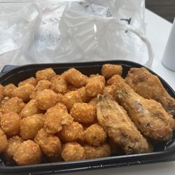 Kiki’s Chicken Place Fairfield - 3 wingettes and a ton of tots