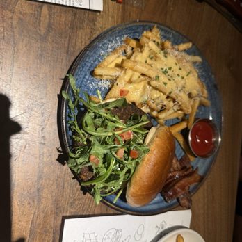 Eureka! - Fresno Fig burger with veggie patty - American Near Me - Las Vegas, Nevada Eureka! - Fresno Fig burger with veggie patty - American Near Me - Las Vegas, Nevada