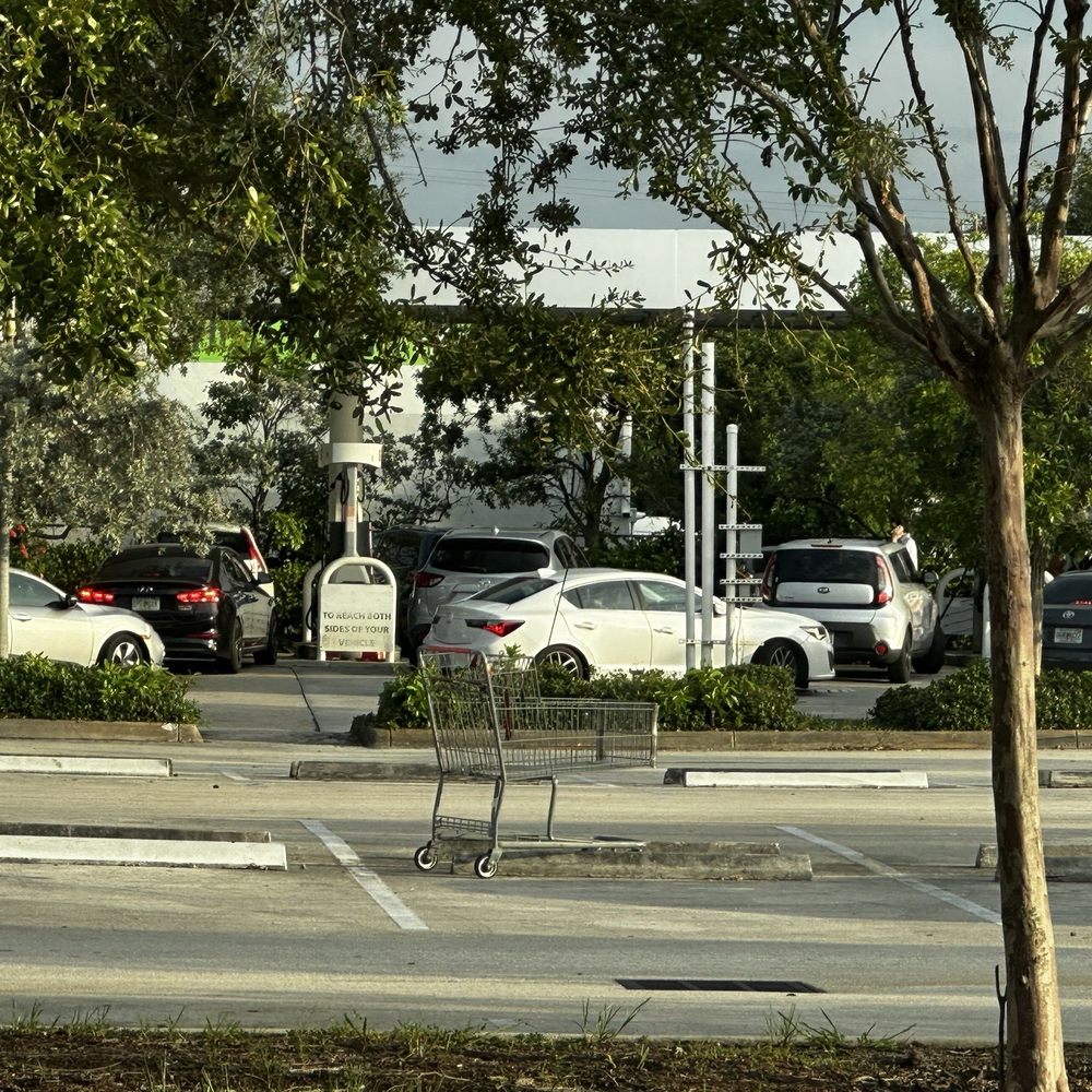 BJ's Gas - Gas Stations Near Me - Fort Lauderdale, Florida
