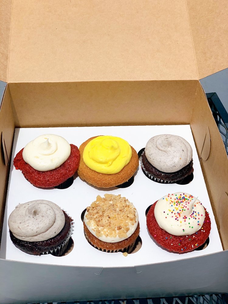 FAVOR DESSERTS Updated July 2024 84 Photos & 90 Reviews 4520 S