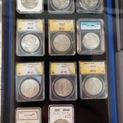 Trassare Jewelers - Well organized