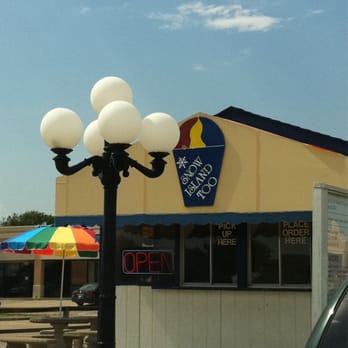 Snow Island Too - the outside of a restaurant - Ice Cream & Frozen Yogurt Near Me - Grand Prairie, Texas Snow Island Too - the outside of a restaurant - Ice Cream & Frozen Yogurt Near Me - Grand Prairie, Texas