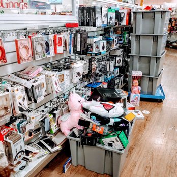 Marshalls  & HomeGoods - Department Stores Near Me - Cincinnati, Ohio