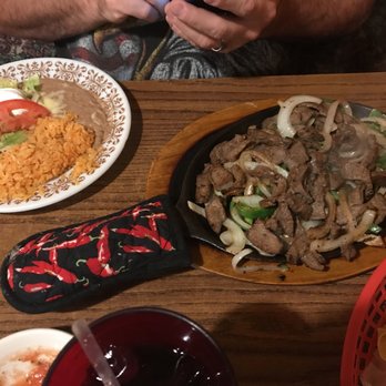 Nachos - Steak fajita - Mexican Near Me - Sandusky, Ohio