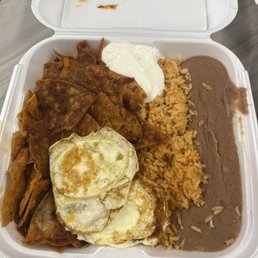 Chilaquiles rojos Chilaquiles rojos