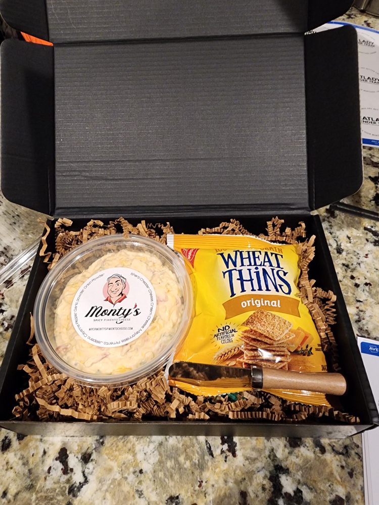 Monty's Pimento Cheese Logo