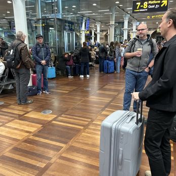 St Pancras International - Train Stations Near Me - London, XGL
