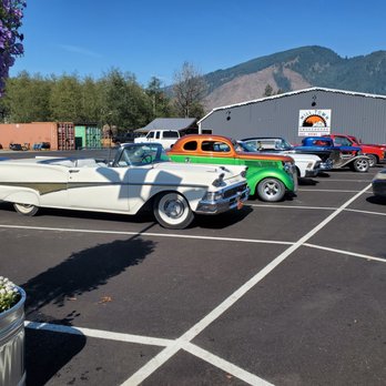 Mill Town Smokehouse - Your new cruisin' destination - Bowling Near Me - Morton, Washington Mill Town Smokehouse - Your new cruisin' destination - Bowling Near Me - Morton, Washington