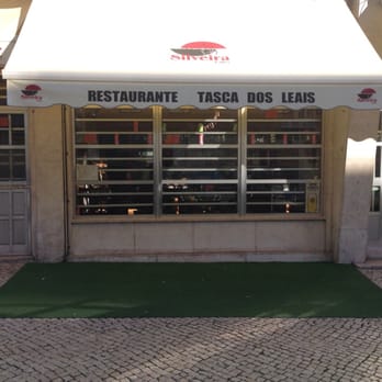 Tasca Dos Leais - Fachada da Tasca dos Leais - Cafes Near Me - Lisbon, 11 Tasca Dos Leais - Fachada da Tasca dos Leais - Cafes Near Me - Lisbon, 11