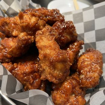 bb.q Chicken Quail Hill Irvine - Soy Garlic Wings - Chicken Wings Near Me - Irvine, California bb.q Chicken Quail Hill Irvine - Soy Garlic Wings - Chicken Wings Near Me - Irvine, California