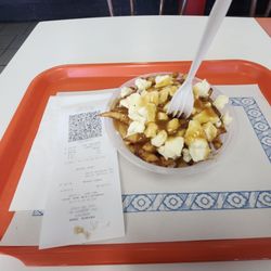 Patate 2000 - La poutine