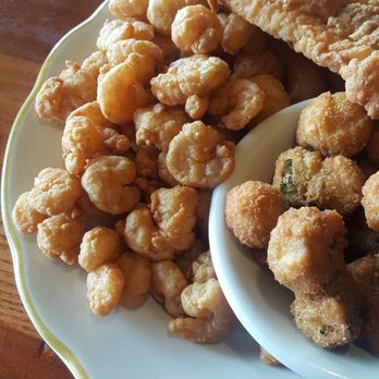 Captain Tom's Seafood - Seafood Near Me - Colonial Heights, Virginia