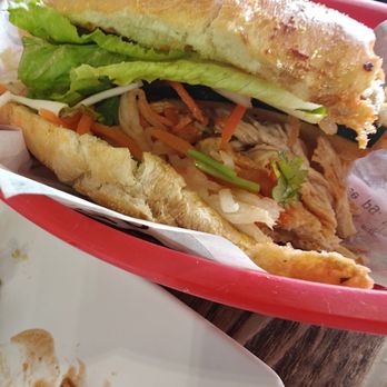 Yen's Kitchen - Shredded Chicken Bánh Mì / Gà Xé - Vietnamese Near Me - Lake Worth, Florida Yen's Kitchen - Shredded Chicken Bánh Mì / Gà Xé - Vietnamese Near Me - Lake Worth, Florida