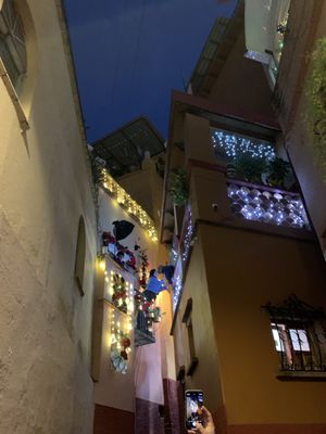 Callejón del Beso by null