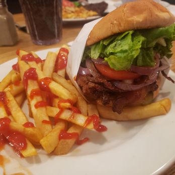 Jongewaard's Bake n Broil - Bacon Cheddar Burger - American Near Me - Long Beach, California