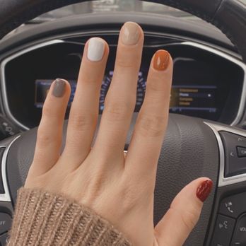 Element Nails Lounge - Gel mani - Nail Salons Near Me - Manhattan, Kansas