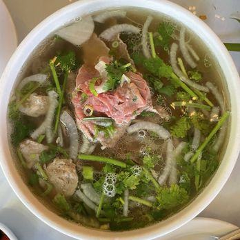 Pho Ngoc Yen Restaurant - NY's special pho - Vietnamese Near Me - Mississauga, Ontario Pho Ngoc Yen Restaurant - NY's special pho - Vietnamese Near Me - Mississauga, Ontario