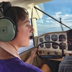 AeroClassic Aviation - Straight and level