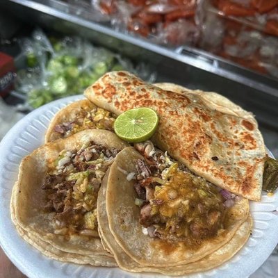 Tacos La Carreta by null