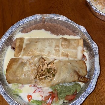 El Agave Mexican Restaurant - Chicken Chimichanga Very good! - Mexican Near Me - Chattanooga, Tennessee El Agave Mexican Restaurant - Chicken Chimichanga Very good! - Mexican Near Me - Chattanooga, Tennessee
